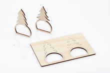 Load image into Gallery viewer, Christmas Tree Napkin Ring Set (4 rings)